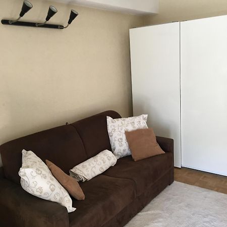 Apartament Studio Meuble Charenton-le-Pont Zewnętrze zdjęcie